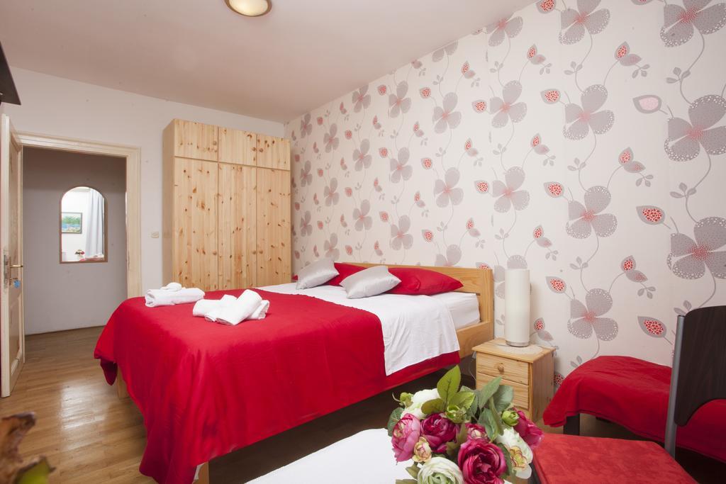Split Ann Apartments Bagian luar foto