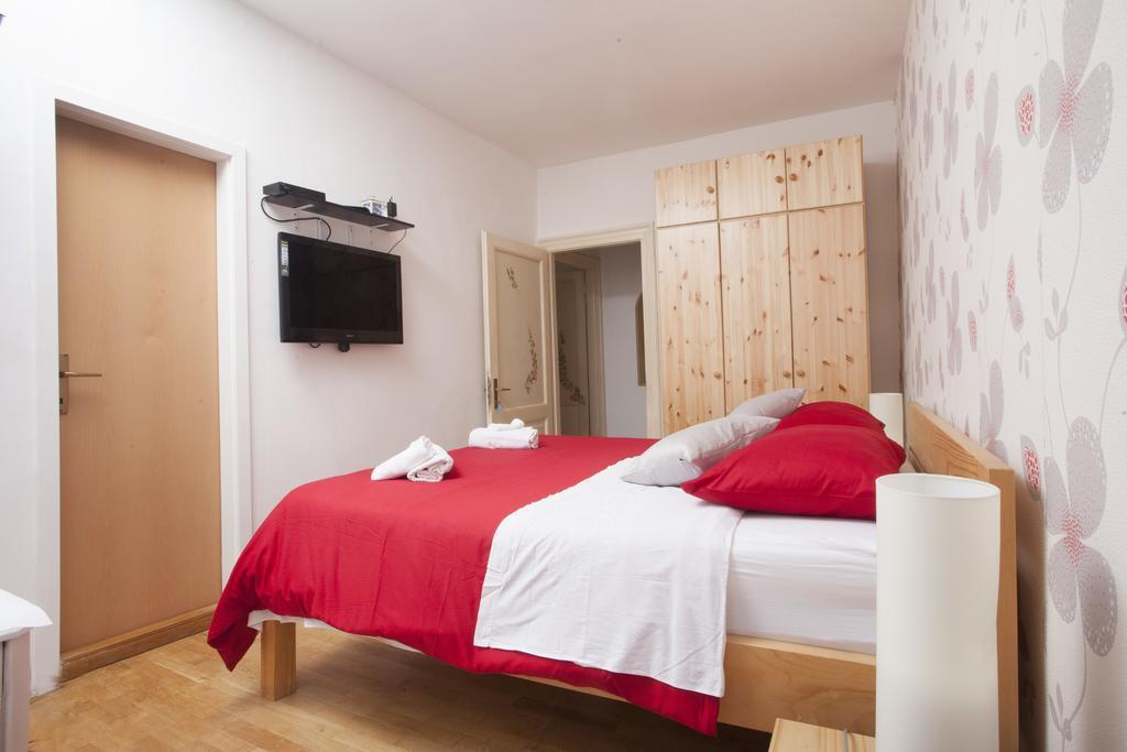 Split Ann Apartments Bagian luar foto